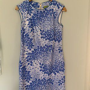 Elizabeth McKay size 4 blue and white dress, hits above the knee